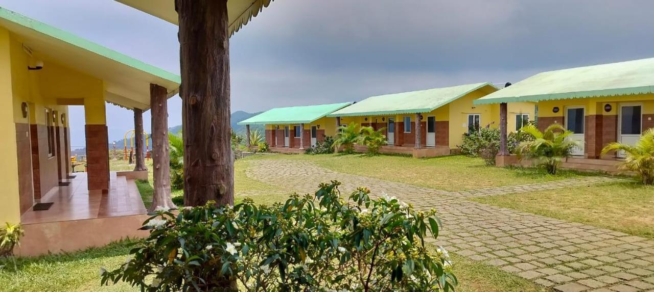Pagoda Plantation Resort Pirmed ภายนอก รูปภาพ